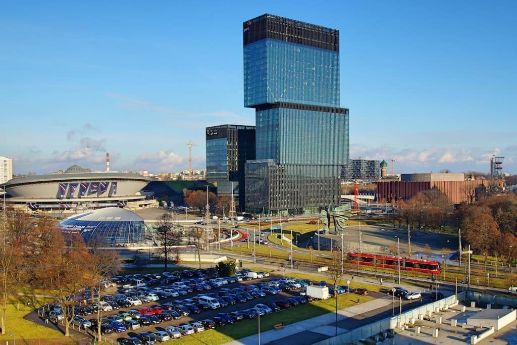 Apartament Korfantego Citycentre Z Widokiem Na Spodek Katowice Kültér fotó
